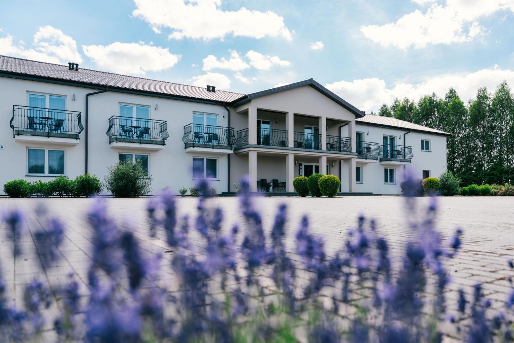 Pokoje Gościnne Lawendowy Dwór Mikoszewo Exterior foto